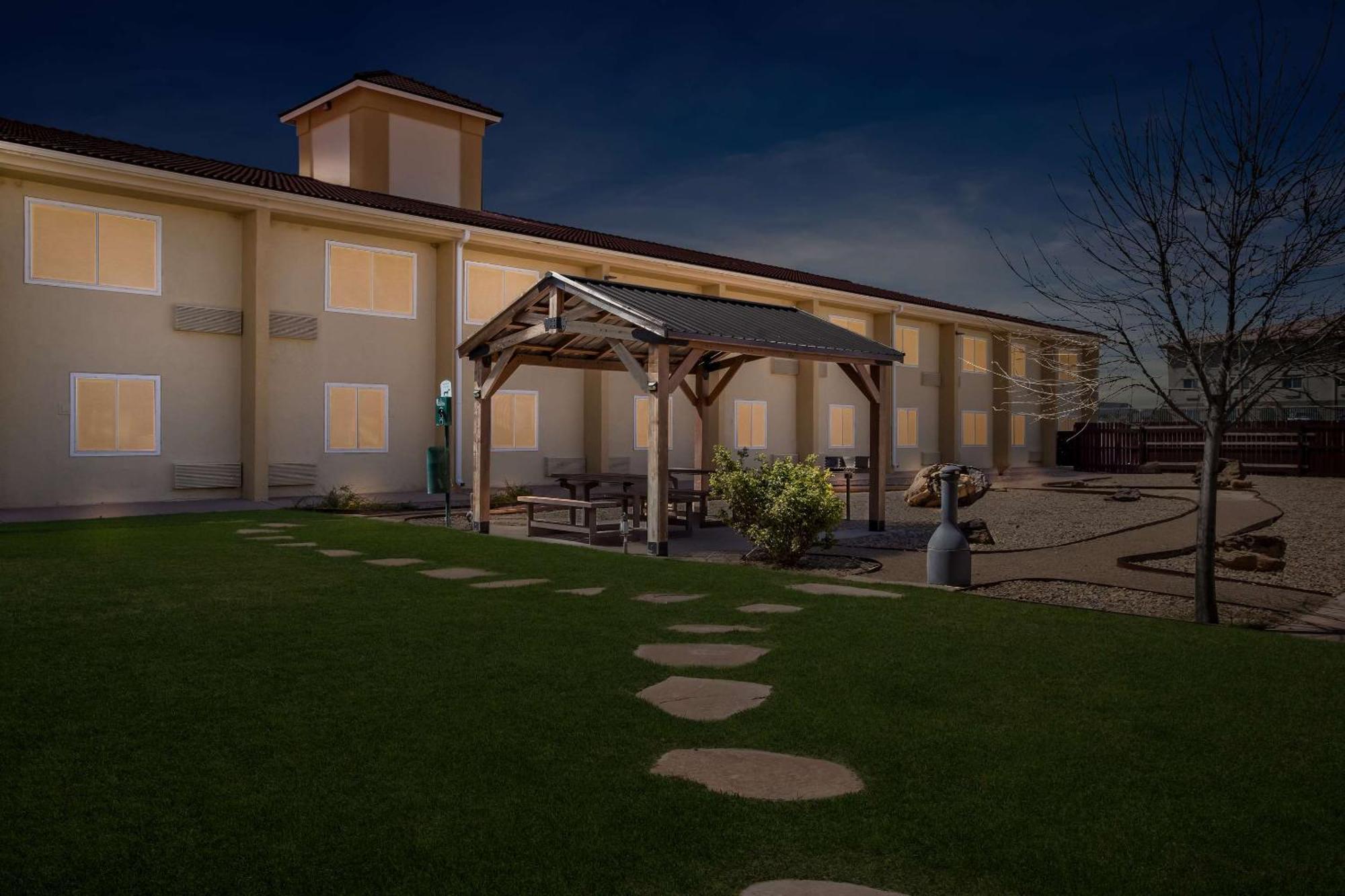 Comfort Inn Santa Rosa On Route 66 Exterior photo